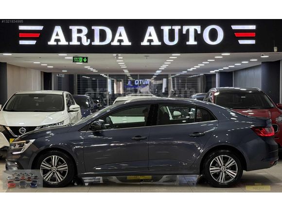 58 BİNDE*2024 MEGANE 1.3 TCE TOUCH GERİ GÖRÜŞ/CAR PLAY/KEYLES GO