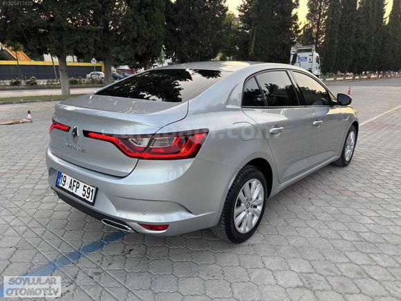 2024 MEGANE 1.3 TCe otomatik hatasız 63 bin