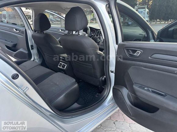 2024 MEGANE 1.3 TCe otomatik hatasız 63 bin