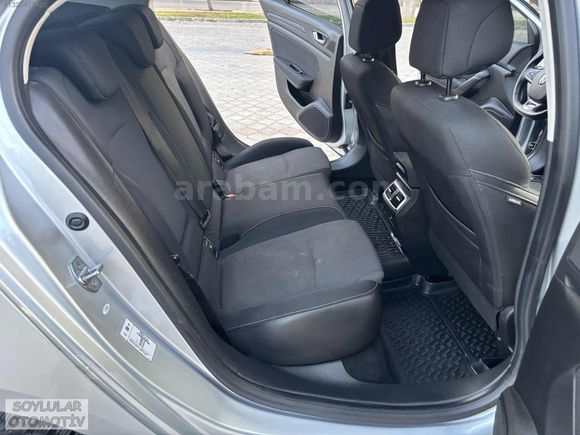 2024 MEGANE 1.3 TCe otomatik hatasız 63 bin