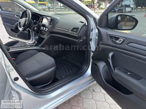 2024 MEGANE 1.3 TCe otomatik hatasız 63 bin