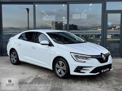SAFİR'DEN 2024 MEGANE 1.3 TCE BOYASIZ TOUCH PLUS LED FAR GSR2