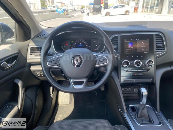 KİA GÜLAL'DAN 2023 RENAULT MEGANE 1.3TCE TOUCH EDC