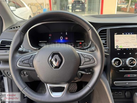 2024 MEGANE 1.3 TCE 140 TOUCH EDC 38 BİN KM DE