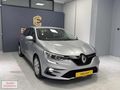 2024 MEGANE 1.3 TCE 140 TOUCH EDC 38 BİN KM DE