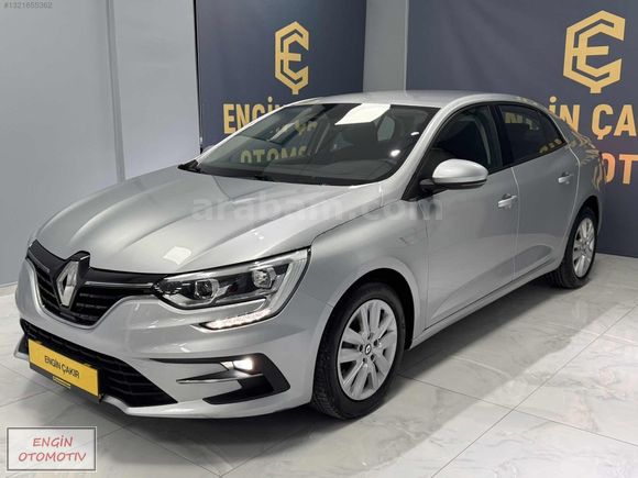 2024 MEGANE 1.3 TCE 140 TOUCH EDC 38 BİN KM DE