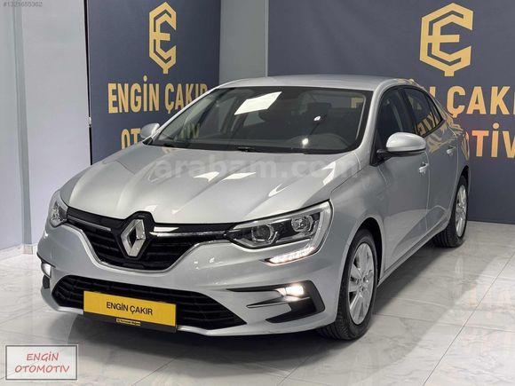 2024 MEGANE 1.3 TCE 140 TOUCH EDC 38 BİN KM DE