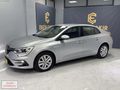 2024 MEGANE 1.3 TCE 140 TOUCH EDC 38 BİN KM DE
