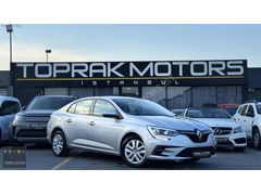 TOPRAK MOTORS İSTANBUL'DAN 2025 RENAULT MEGANE 1.3TCe TOUCH