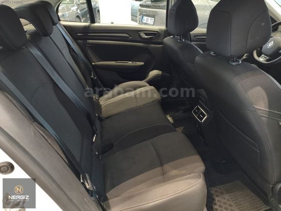2025 MODEL RENAULT MEGANE 1.3 TCE TOUCH