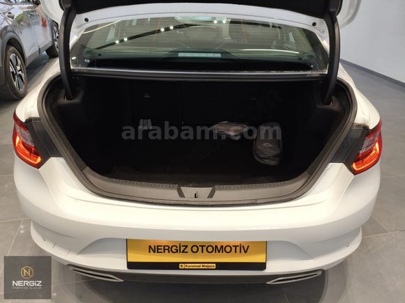2025 MODEL RENAULT MEGANE 1.3 TCE TOUCH