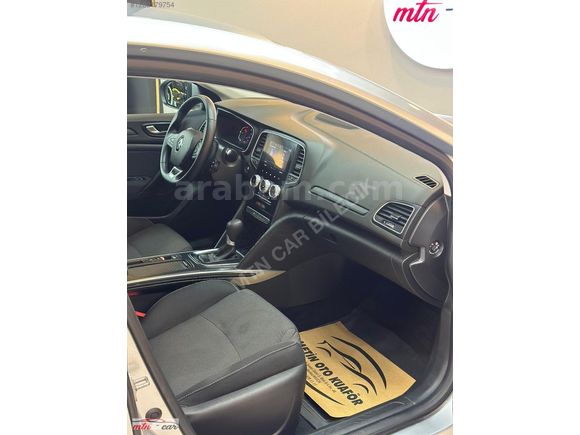 RENAULT MEGANE TOUCH PLUS