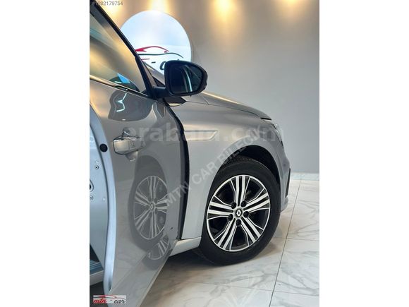 RENAULT MEGANE TOUCH PLUS