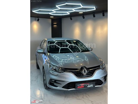 RENAULT MEGANE TOUCH PLUS