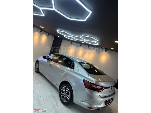 RENAULT MEGANE TOUCH PLUS