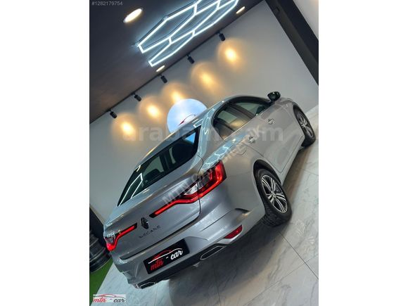 RENAULT MEGANE TOUCH PLUS