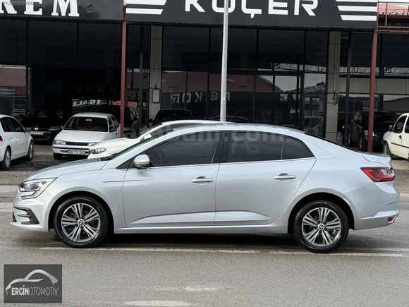 2024 MEGANE SADECE 19.000KM'DE HATASIZ-BOYASIZ-TOUCH PLUS
