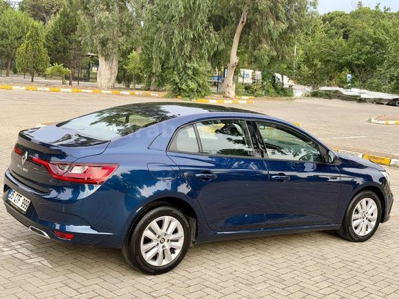 2025 MODEL 31 BİN KM DE HATASIZ BOYASIZ İLK SAHİBİNDEN