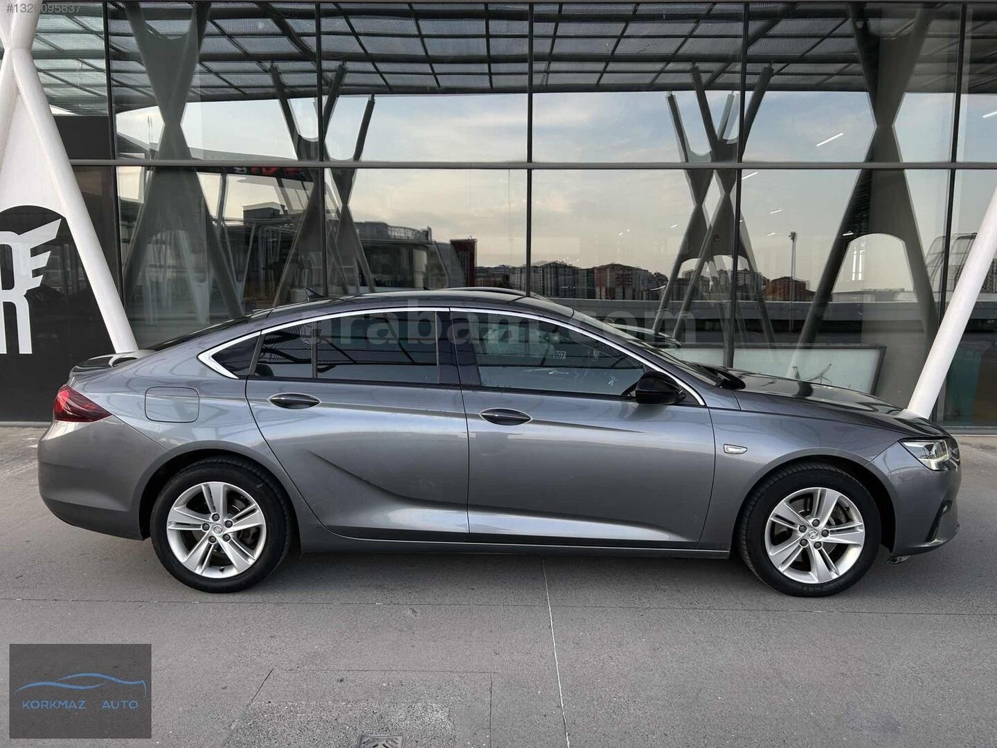 Galeriden Opel Insignia 1.5 d Edition 2020 Model İstanbul 105.000 km Gri 6