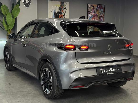 FLİES MOTORS'DAN CLİO 1.2 TCE 6001'KM EVOLUTİON PLUS HATASIZ