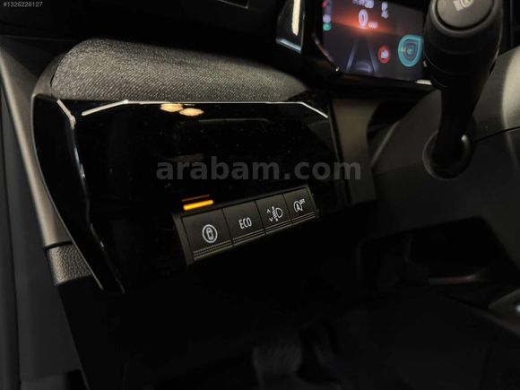 FLİES MOTORS'DAN CLİO 1.2 TCE 6001'KM EVOLUTİON PLUS HATASIZ