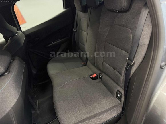 FLİES MOTORS'DAN CLİO 1.2 TCE 6001'KM EVOLUTİON PLUS HATASIZ