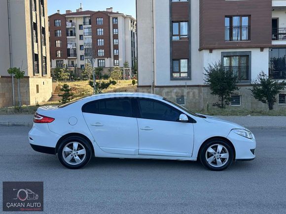 ÇAKAN AUTO'DAN 2012 OTOMATİK BAKIMLI 1.5 DCİ FLUENCE