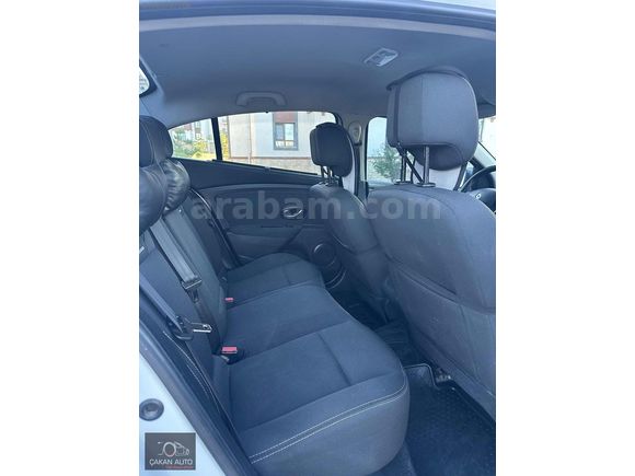 ÇAKAN AUTO'DAN 2012 OTOMATİK BAKIMLI 1.5 DCİ FLUENCE