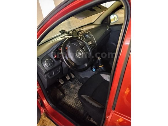 Sahibinden Dacia Sandero 1.5 dCi Stepway 2015 Model