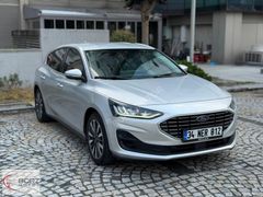 BORZ MOTOR'DAN %0,99 KREDİ FORD FOCUS 1.0 ECOOBOST HYBRİD