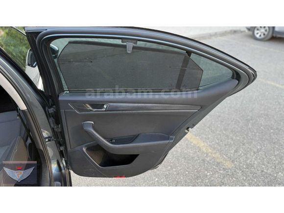 2019 SKODA SÜPER B CAM TAVAN DSG E.KOLTUK PREMİUM