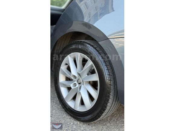 2019 SKODA SÜPER B CAM TAVAN DSG E.KOLTUK PREMİUM