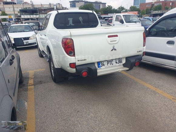 2014 MODEL MITSUBISHI L 200 4X4