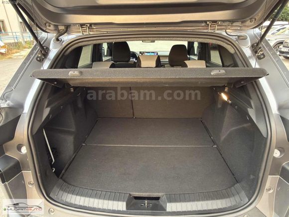 2025 RENAULT DUSTER 1.3 TCE TECHNO %20 KDVLİ HATASIZ KK TAKSİTLİ
