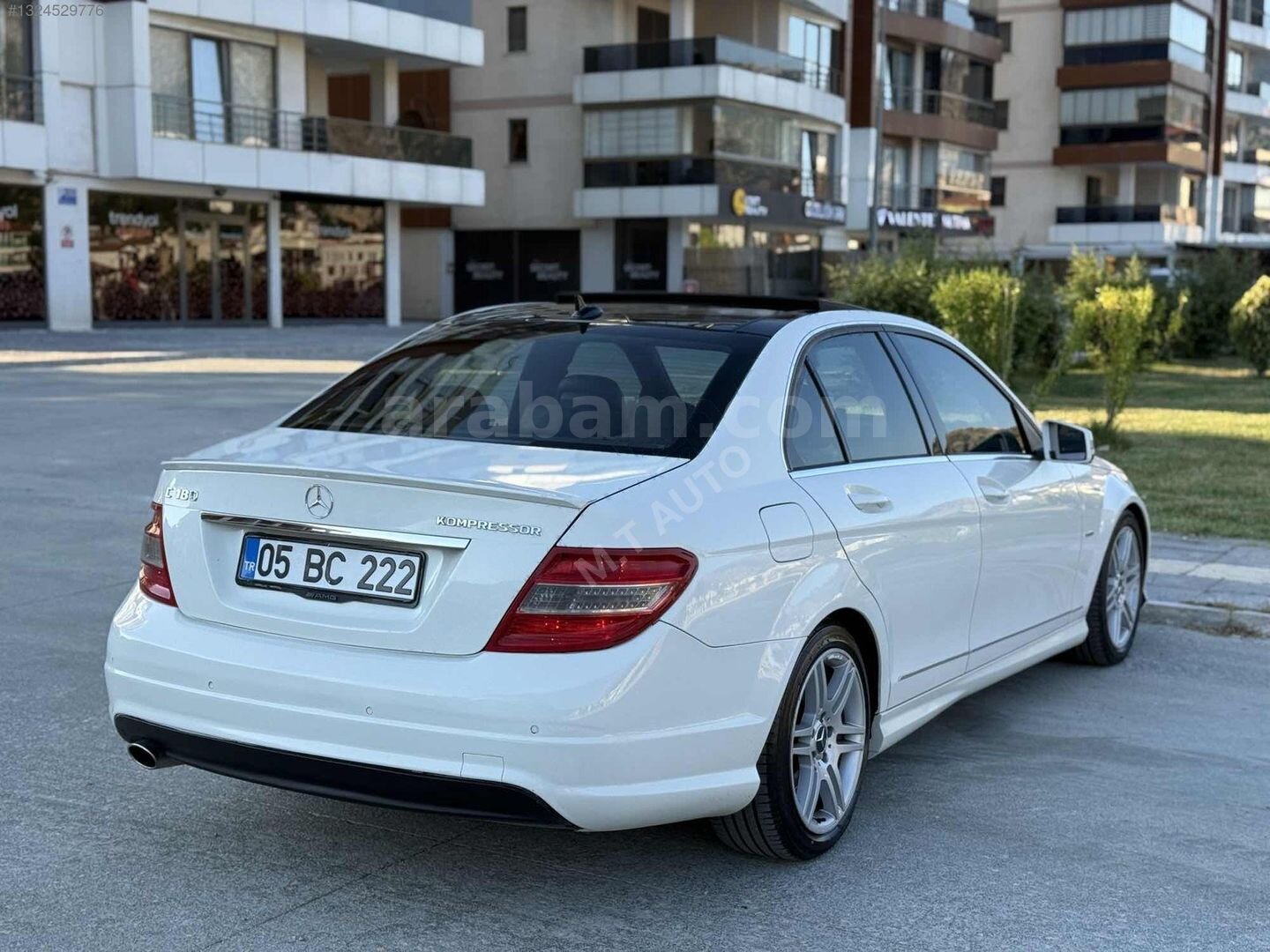 Galeriden Mercedes - Benz C 180 Kompressor BlueEfficiency AMG 2011 Model Amasya 360.000 km Beyaz 4