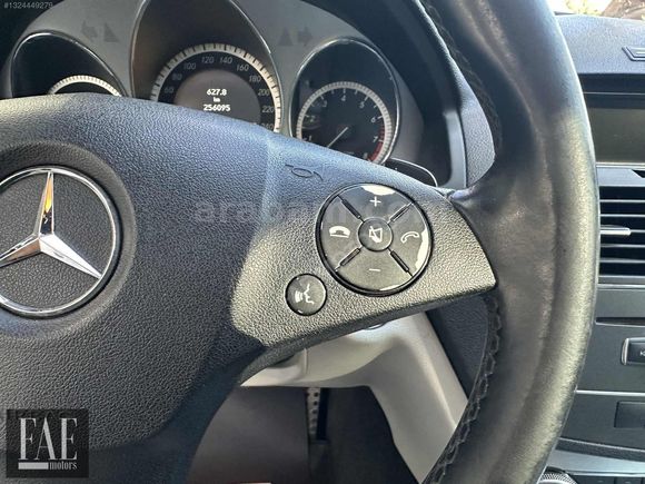 2011 MODEL MERCEDES C180 KOMPRESOR BLUEEFFİCİENCY AMG (CAM TAVAN