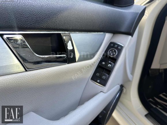 2011 MODEL MERCEDES C180 KOMPRESOR BLUEEFFİCİENCY AMG (CAM TAVAN
