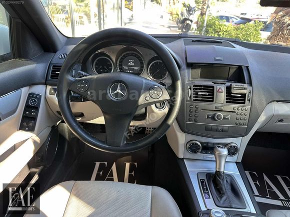 2011 MODEL MERCEDES C180 KOMPRESOR BLUEEFFİCİENCY AMG (CAM TAVAN