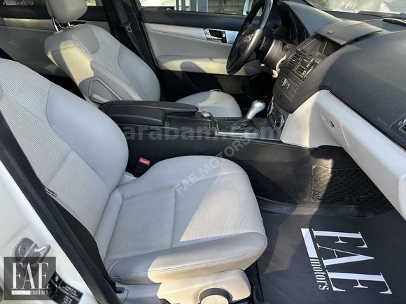 2011 MODEL MERCEDES C180 KOMPRESOR BLUEEFFİCİENCY AMG (CAM TAVAN