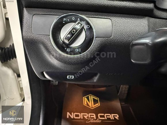 NORA CAR' DAN 225.000 KM' DE C 180 AMG