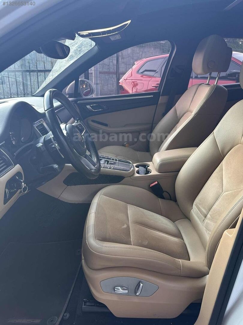 Galeriden Porsche Macan 2.0 2018 Model İstanbul 60.000 km Beyaz 7