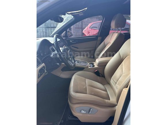 EMR'S GARAGE - 2018 MODEL 60.000 KM BAYİ TEMİZ PORSCHE MACAN 2.0