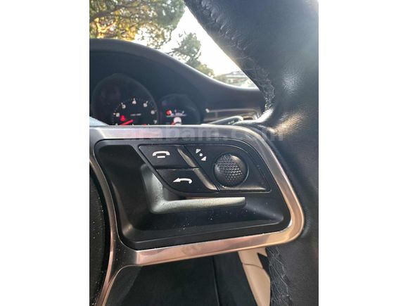 EMR'S GARAGE - 2018 MODEL 60.000 KM BAYİ TEMİZ PORSCHE MACAN 2.0