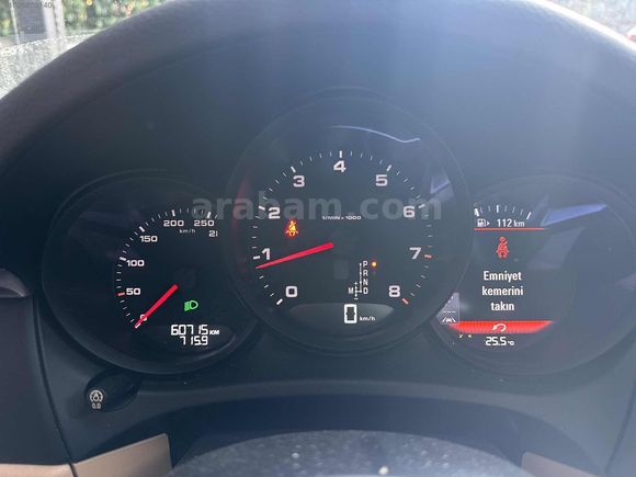 EMR'S GARAGE - 2018 MODEL 60.000 KM BAYİ TEMİZ PORSCHE MACAN 2.0