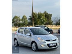 OTOMATİK. 99 BİNDE HYUNDAİ İ20. DEĞİŞENSİZ TRAMERSİZ. FULL PAKET