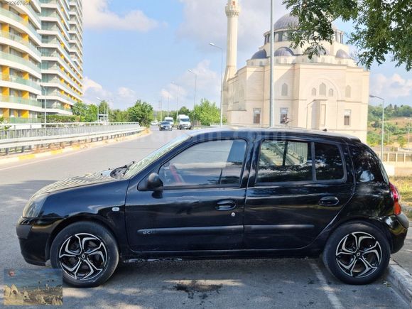 2004 CLİO 1.5 DCI ABS KLIMA 4 AİRBAG