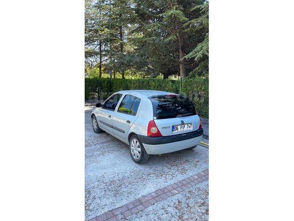 Sahibinden Otomatik Clio 1.6 RTE 2000 Model 
