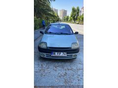 Sahibinden Otomatik Clio 1.6 RTE 2000 Model 