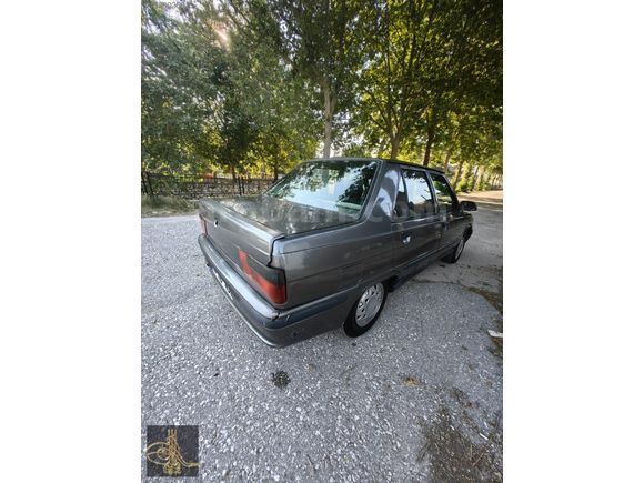 2000 MODEL DEĞİŞENSİZ RN 1.4 KARBÜRATÖRLÜ YENİ KASA BROADWAY