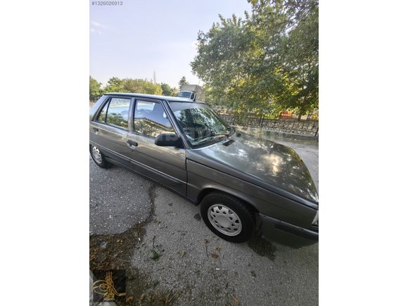 2000 MODEL DEĞİŞENSİZ RN 1.4 KARBÜRATÖRLÜ YENİ KASA BROADWAY